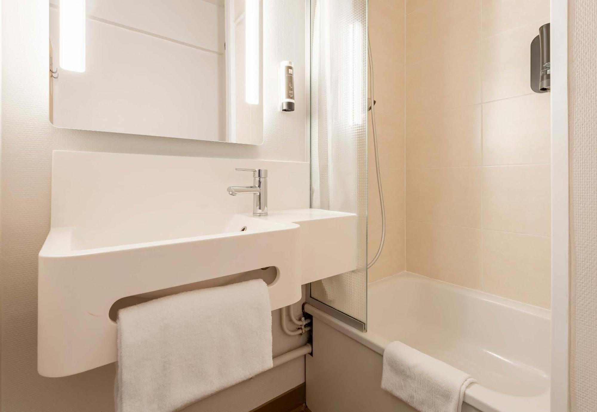 B&B Hotel Douai Parc Des Expos Cuincy Ngoại thất bức ảnh