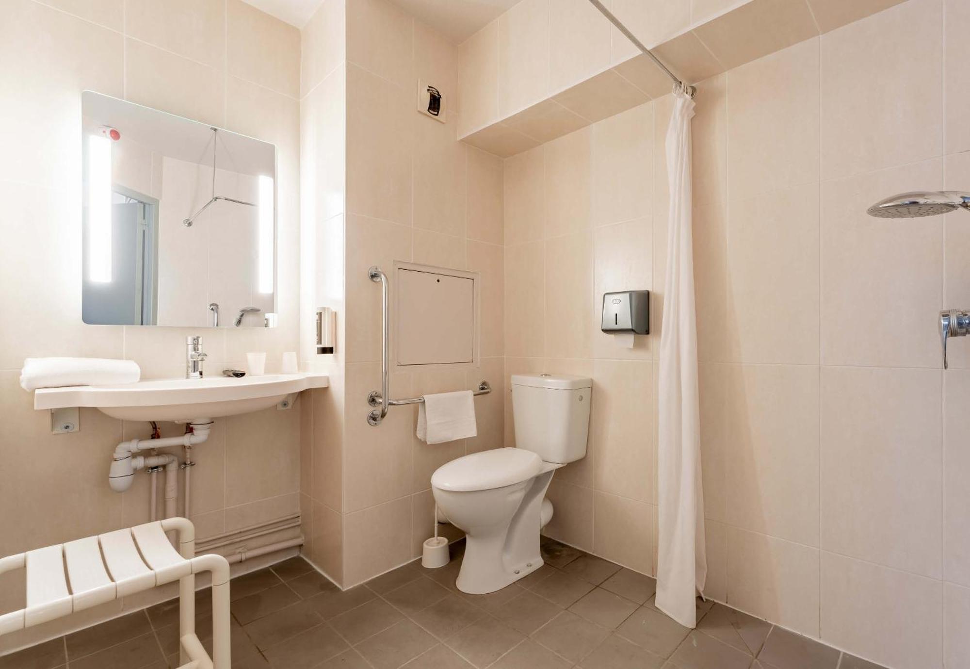 B&B Hotel Douai Parc Des Expos Cuincy Ngoại thất bức ảnh